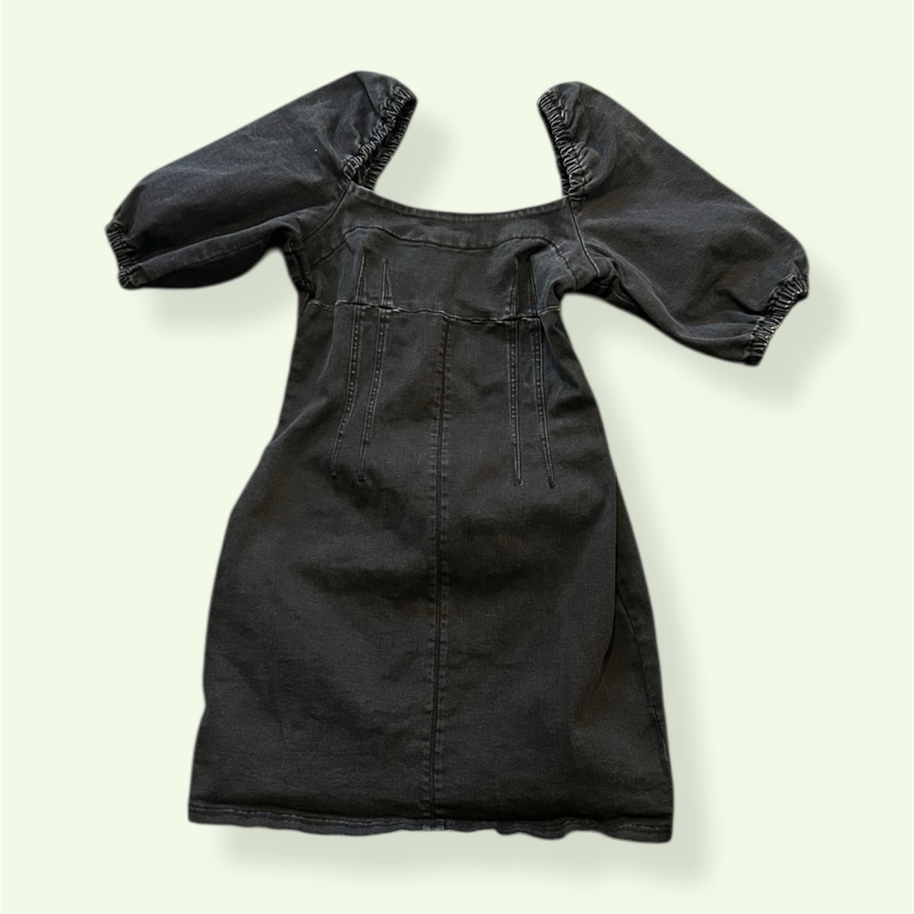 5/$25 Urban Outfitters Chelsea Puff Sleeve Denim Mini Dress